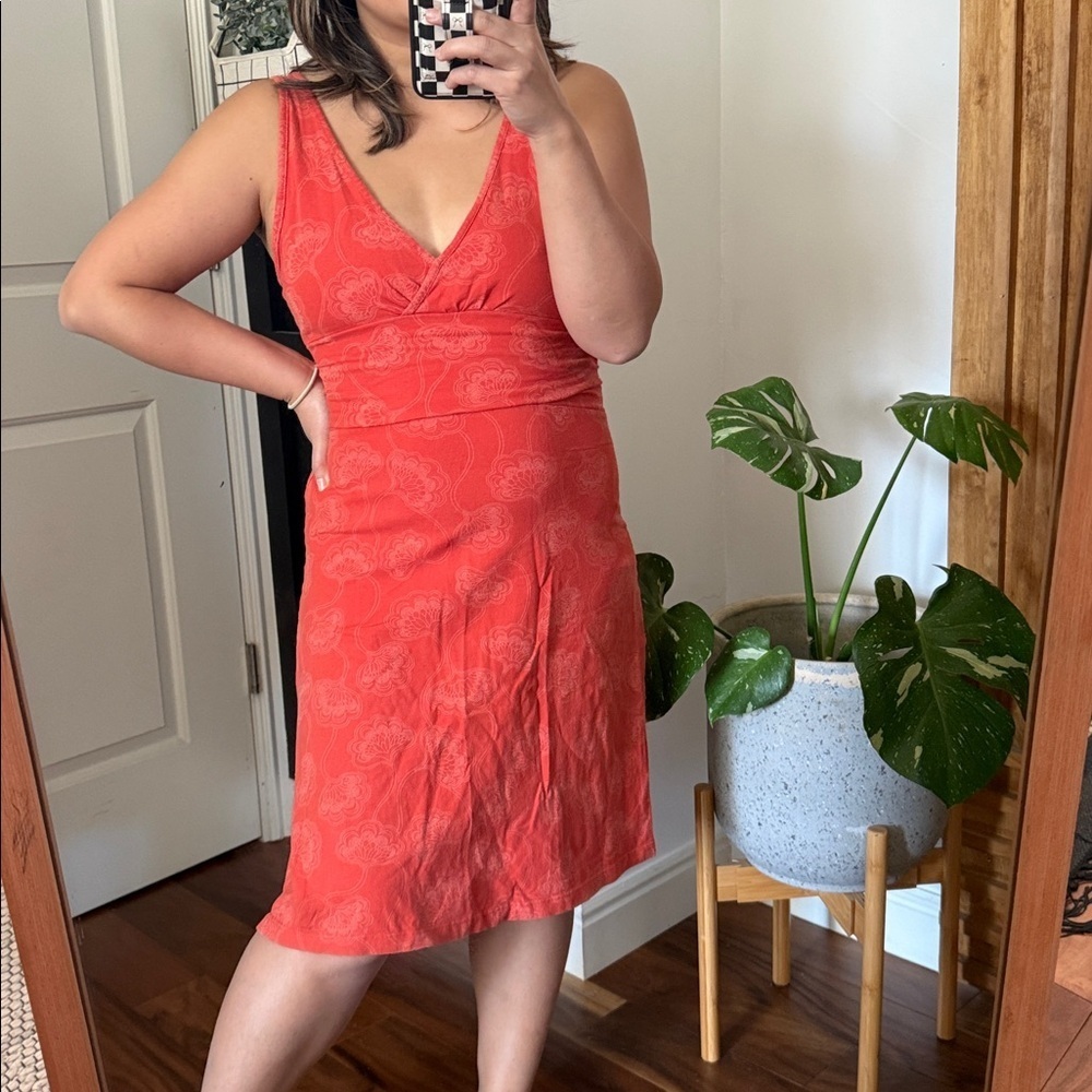 Patagonia Women's Red Margot  Floral Sleeveless Fit & Flare Dress Size‎ M